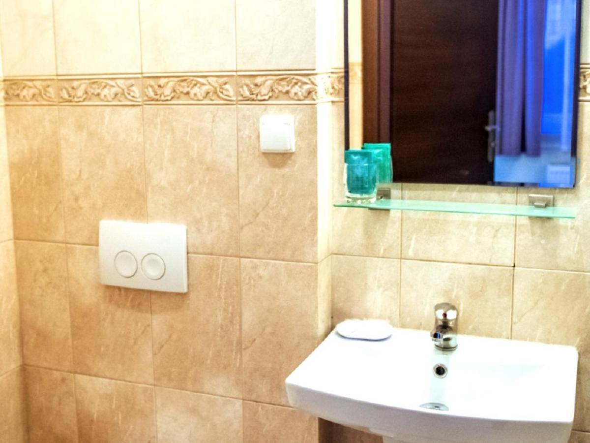 Hotel Feniks Gniezno Dış mekan fotoğraf
