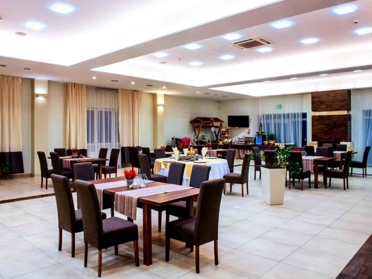 Hotel Feniks Gniezno Dış mekan fotoğraf