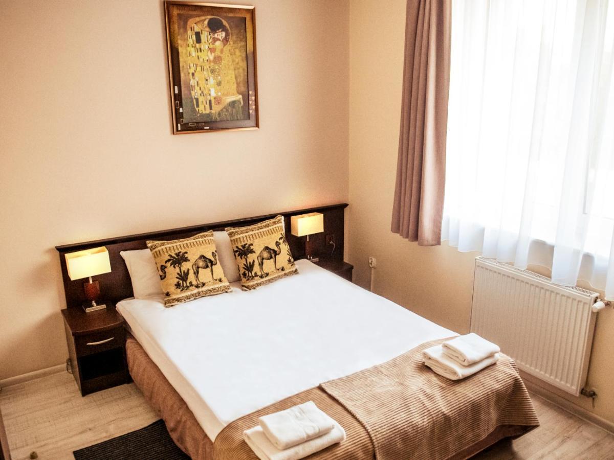 Hotel Feniks Gniezno Dış mekan fotoğraf