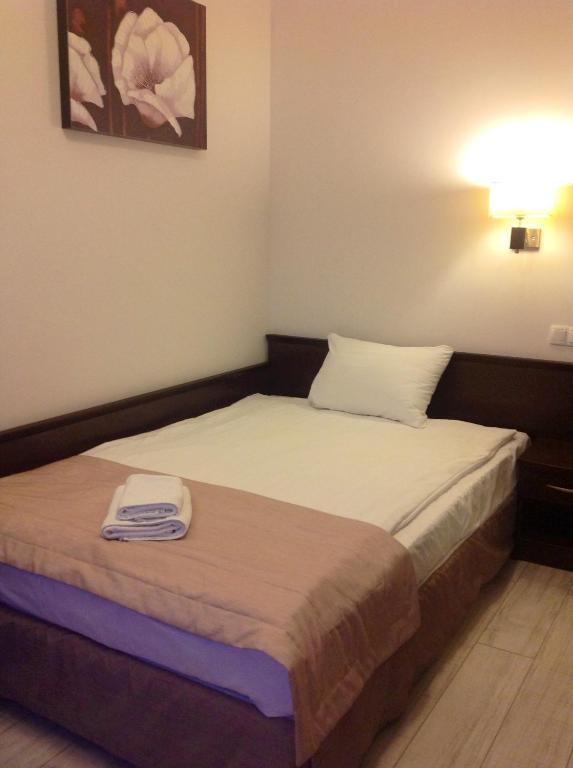 Hotel Feniks Gniezno Dış mekan fotoğraf