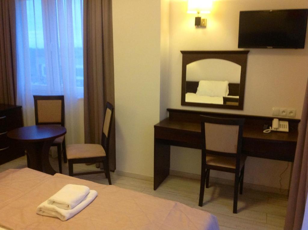 Hotel Feniks Gniezno Dış mekan fotoğraf