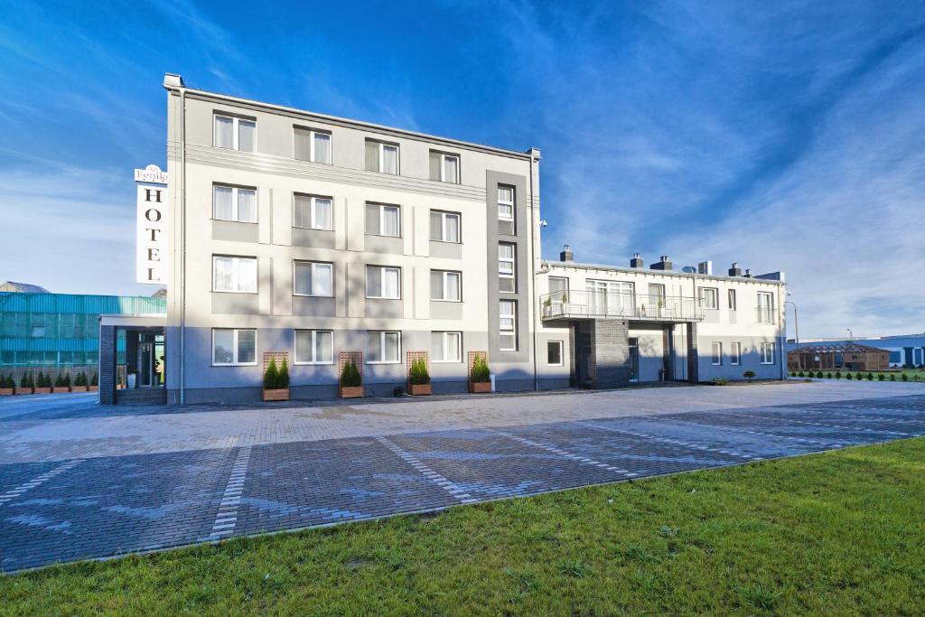 Hotel Feniks Gniezno Dış mekan fotoğraf