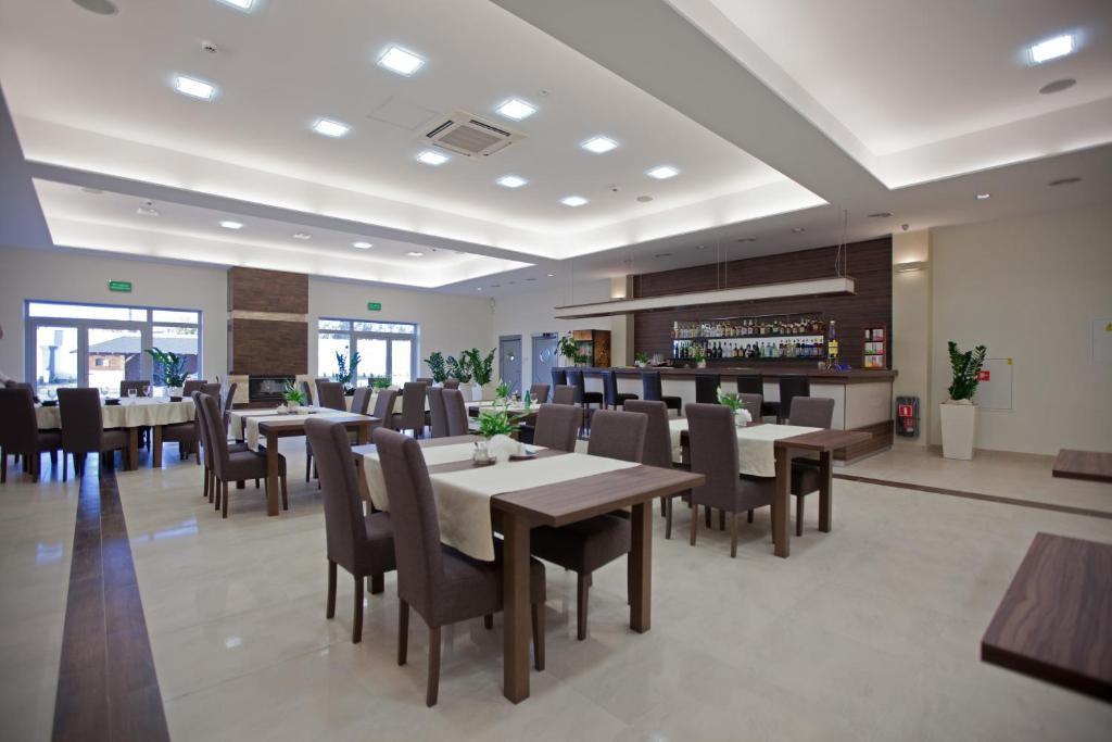 Hotel Feniks Gniezno Dış mekan fotoğraf